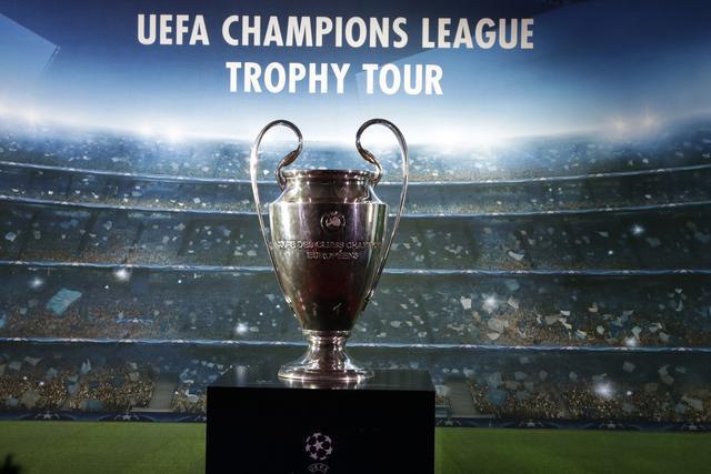 前场逼抢战 前场逼抢战