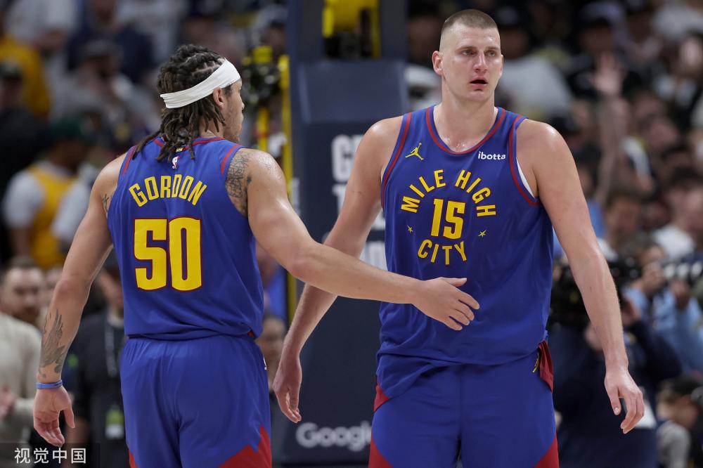 拓展其全球 拓展其全球